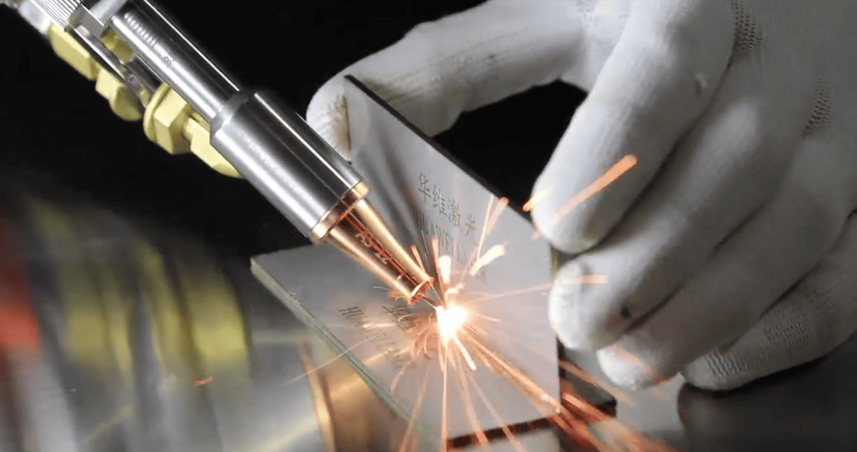 Qaynaq tikişlərində 4-in-1 əlli lazer qaynaq maşınının təsiri necədir?
